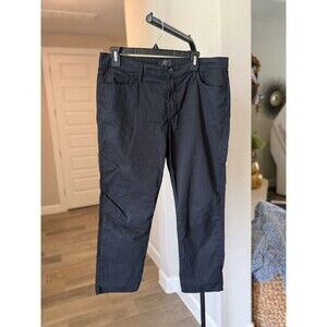 Mother Denim size 29 The Dropout cropped jean pant in Dye Black MSRP: $208